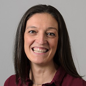 Lyndsay Darcy Headshot